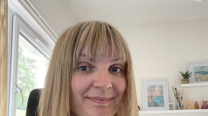 Suzanne Shouesmith is a white female in her 40's with shoulder length blonde hair.
